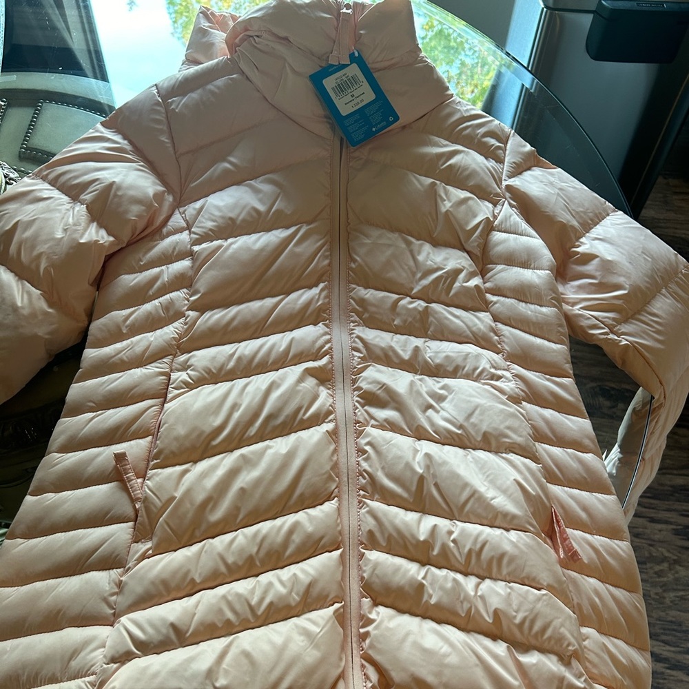 Columbia jacket new woth tags great color